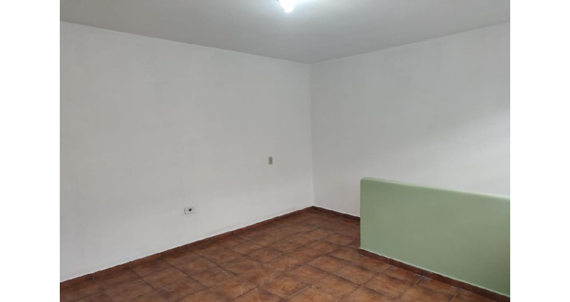 Belo Sobrado à venda no Bairro do Piqueri na Rua Maria Helena