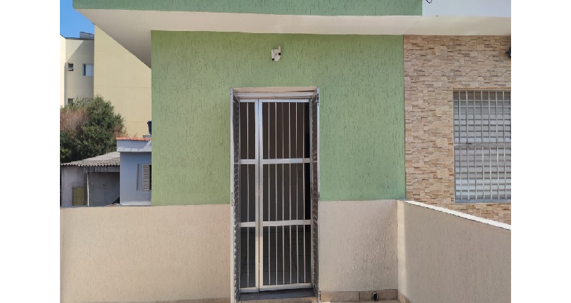 Belo Sobrado à venda no Bairro do Piqueri na Rua Maria Helena