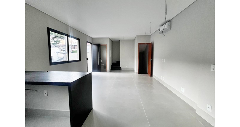 Lindo Sobrado novo à venda no Bairro do Parque São Domingos na Rua Dona Herminda Borba Attuy 351