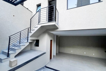 Lindo Sobrado novo à venda no Bairro do Parque São Domingos na Rua Dona Herminda Borba Attuy 310,