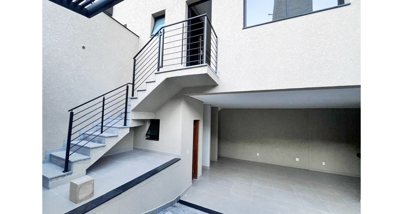 Lindo Sobrado novo à venda no Bairro do Parque São Domingos na Rua Dona Herminda Borba Attuy 310,