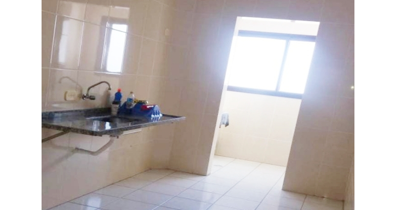 Belo Apartamento à venda na Praia Grande no Bairro Nova Mirim na Rua Primeiro de Maio 34, no Condomínio Joao Maria Orisaka