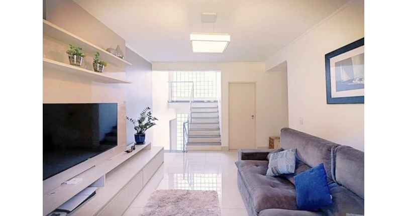 Lindo Sobrado à venda no Bairro do City América na Avenida do Anastácio