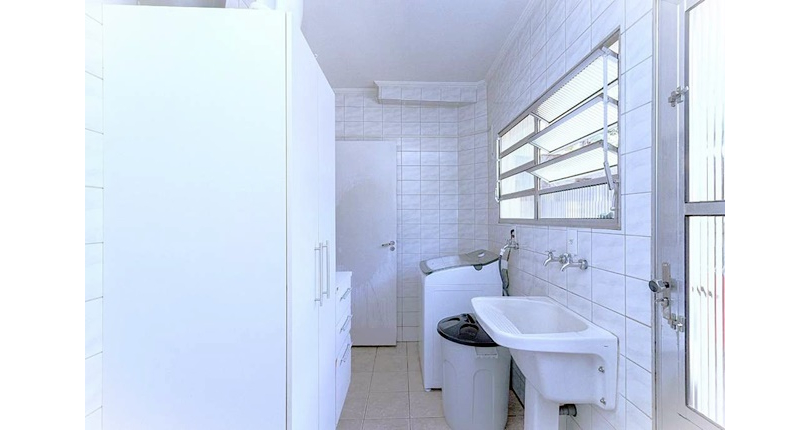 Lindo Sobrado à venda no Bairro do City América na Avenida do Anastácio