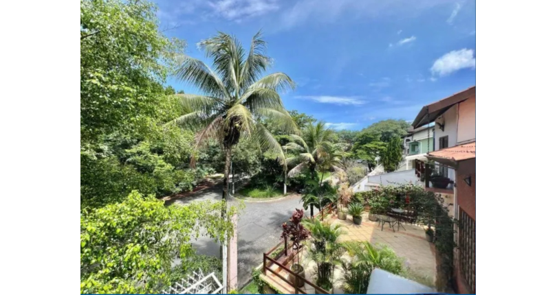 Belo Sobrado à venda no Bairro do City América na Rua Icádio,
