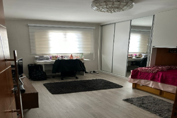 Belo Sobrado à venda no Bairro da Vila Mangalot na Rua José Ataliba Ortiz