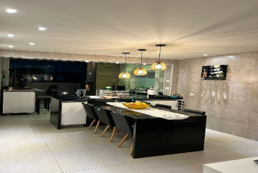 Belo Sobrado à venda no Bairro da Vila Mangalot na Rua José Ataliba Ortiz