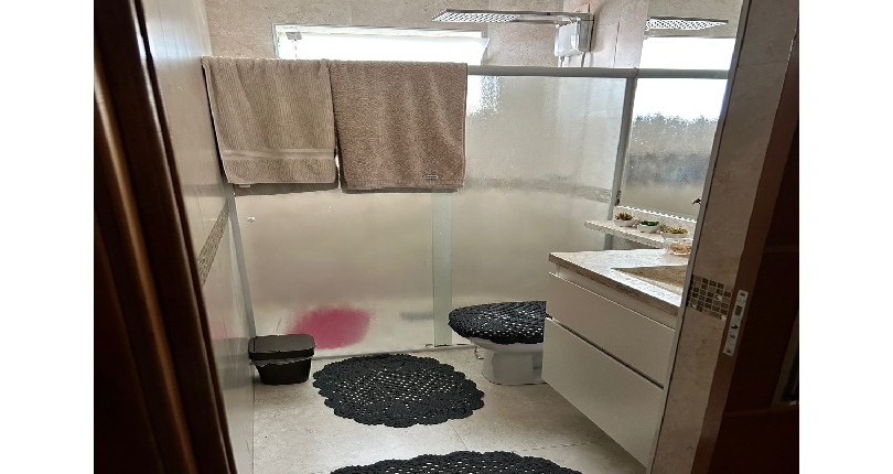 Belo Sobrado à venda no Bairro da Vila Mangalot na Rua José Ataliba Ortiz