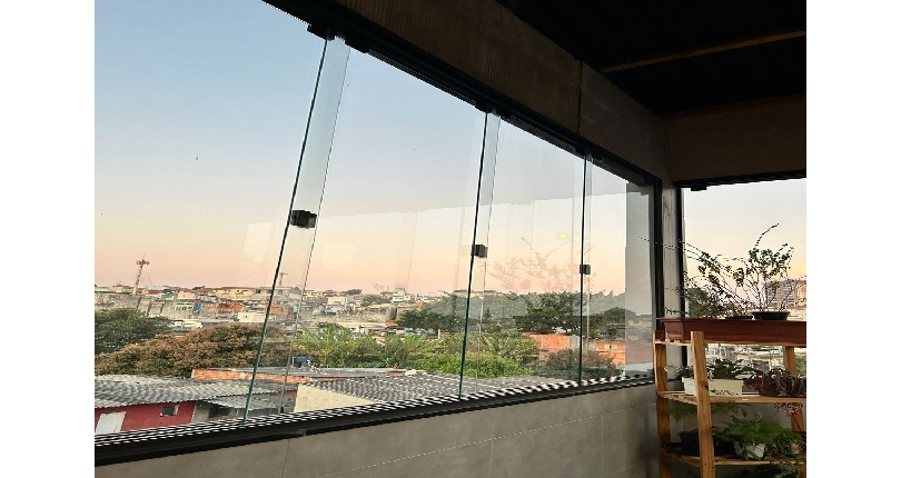 Belo Sobrado à venda no Bairro da Vila Mangalot na Rua José Ataliba Ortiz