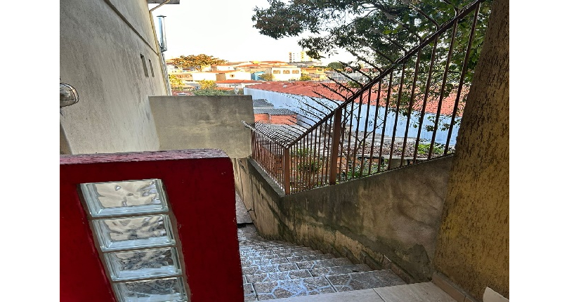 Belo Sobrado à venda no Bairro da Vila Mangalot na Rua José Ataliba Ortiz