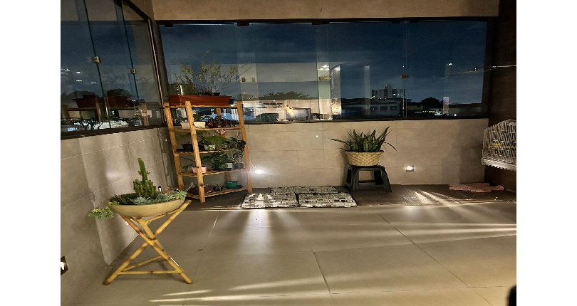 Belo Sobrado à venda no Bairro da Vila Mangalot na Rua José Ataliba Ortiz