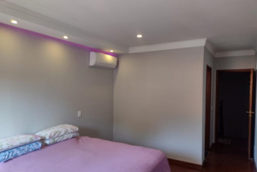 Belo Sobrado à venda no Bairro do Parque São Domingos na Rua Doutor Odon Carlos de Figueiredo Ferraz