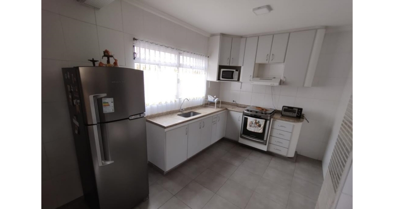 Belo Sobrado à venda no Bairro do Parque São Domingos na Rua Doutor Odon Carlos de Figueiredo Ferraz