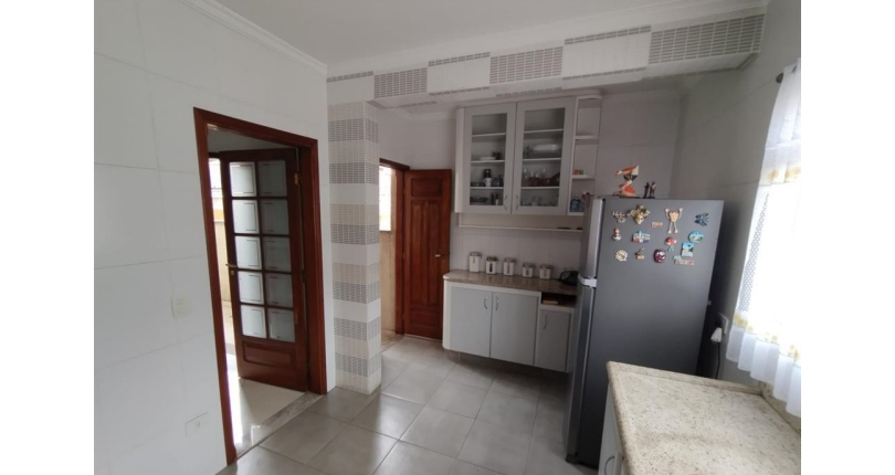 Belo Sobrado à venda no Bairro do Parque São Domingos na Rua Doutor Odon Carlos de Figueiredo Ferraz