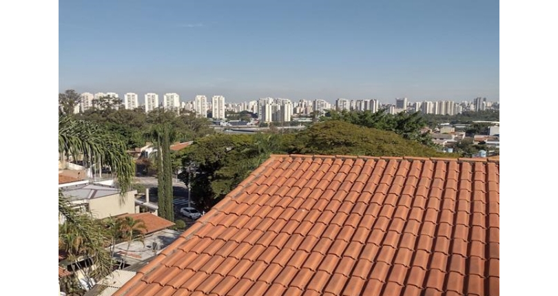 Belo Sobrado à venda no Bairro do Parque São Domingos na Rua Doutor Odon Carlos de Figueiredo Ferraz