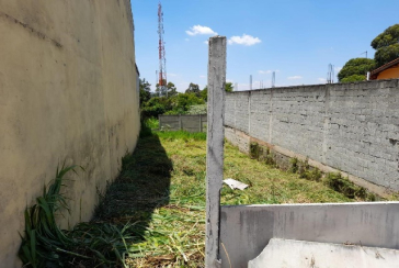 Terreno à venda no Bairro de Laranjeiras na Rua Alcides Banhe
