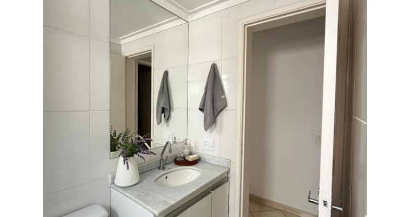 Belo Apartamento à venda no Bairro do Jaguaré na Rua Caetanópolis 940