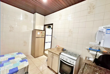 Casa assobradada à venda em Osasco no Bairro da Ayrosa na Rua Irapuru