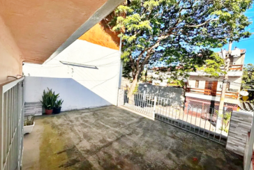 Casa assobradada à venda em Osasco no Bairro da Ayrosa na Rua Irapuru