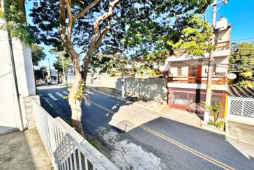 Casa assobradada à venda em Osasco no Bairro da Ayrosa na Rua Irapuru