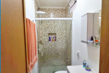 Casa assobradada à venda em Osasco no Bairro da Ayrosa na Rua Irapuru