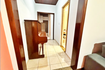 Casa assobradada à venda em Osasco no Bairro da Ayrosa na Rua Irapuru