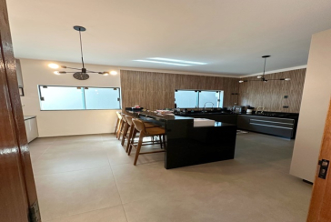 Belo Sobrado à venda no Bairro do City América na Rua Dardano