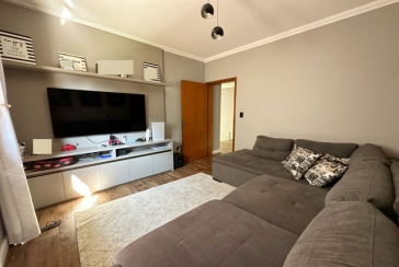 Belo Sobrado à venda no Bairro do City América na Rua Dardano