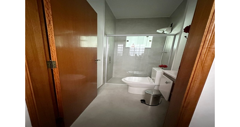 Belo Sobrado à venda no Bairro do City América na Rua Dardano