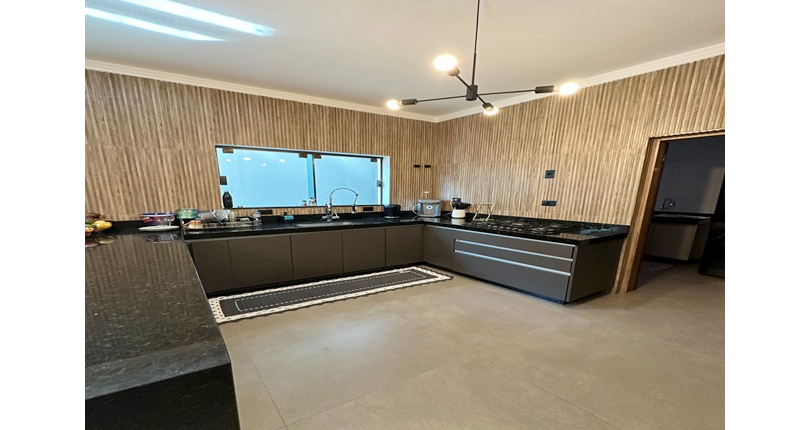 Belo Sobrado à venda no Bairro do City América na Rua Dardano