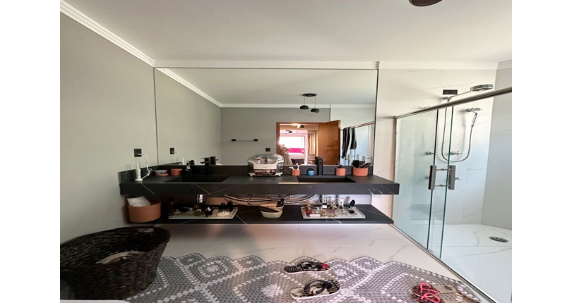 Belo Sobrado à venda no Bairro do City América na Rua Dardano