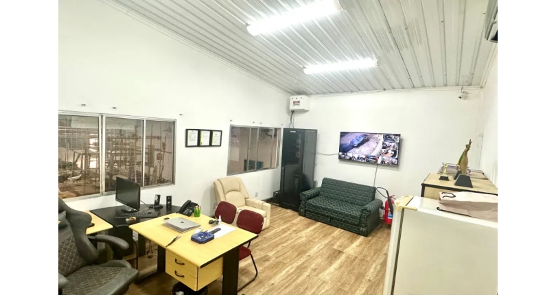 Bom Galpão à venda no Bairro da Vila Anastácio na Rua Camacam