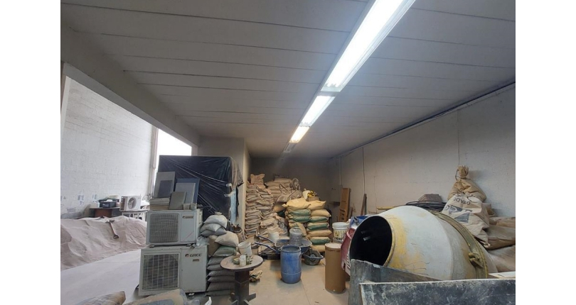 Imóvel Comercial à venda no Bairro do Parque Anhangüera