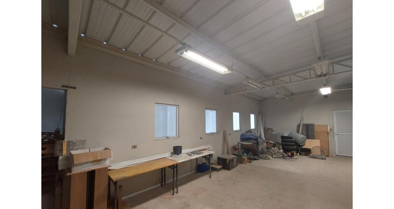 Imóvel Comercial à venda no Bairro do Parque Anhangüera