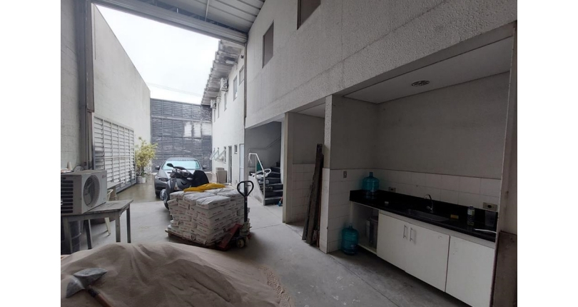 Imóvel Comercial à venda no Bairro do Parque Anhangüera