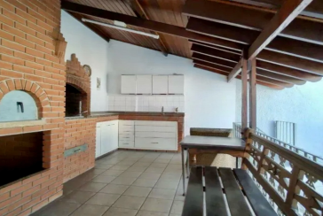 Sobrado à venda no Bairro do City América na Rua Caronte