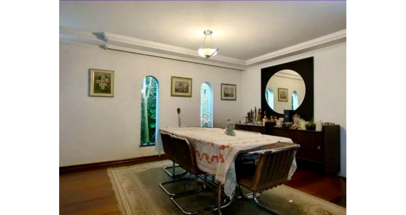 Sobrado à venda no Bairro do City América na Rua Caronte