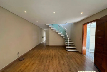  Belo Sobrado à venda no Bairro do Parque São Domingos na Rua Aristides Malheiros