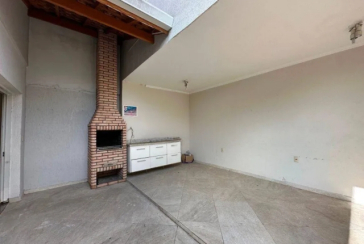  Belo Sobrado à venda no Bairro do Parque São Domingos na Rua Aristides Malheiros