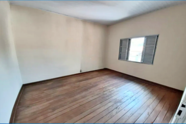 Casa à venda no Bairro da Vila Clarice na Rua José Tomás de Sousa,