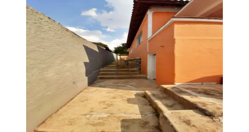 Casa à venda no Bairro da Vila Clarice na Rua José Tomás de Sousa,
