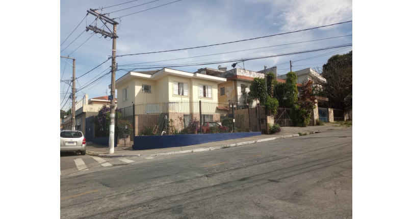 Sobrado residencial ou comercial à venda no Bairro do Jardim Santo Elias
