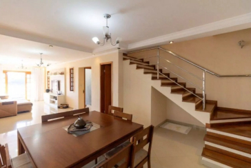 Sobrado à venda no Bairro do Jaraguá na Rua Nossa Senhora da Conceição,