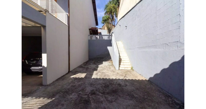 Sobrado à venda no Bairro do Jaraguá na Rua Nossa Senhora da Conceição,