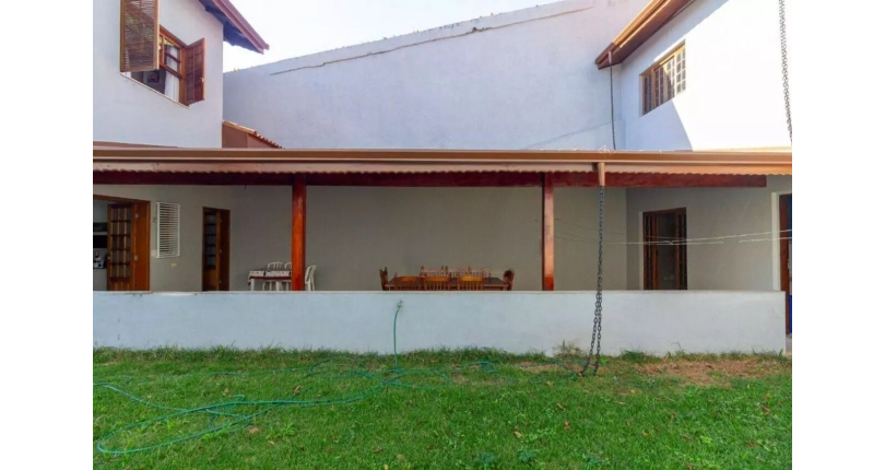 Sobrado à venda no Bairro do Jaraguá na Rua Nossa Senhora da Conceição,