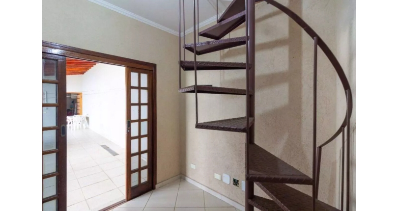 Sobrado à venda no Bairro do Jaraguá na Rua Nossa Senhora da Conceição,