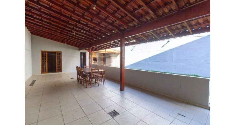 Sobrado à venda no Bairro do Jaraguá na Rua Nossa Senhora da Conceição,