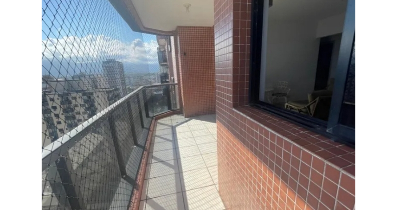 Belo Apartamento à venda na Praia Grande no Bairro da Guilhermina