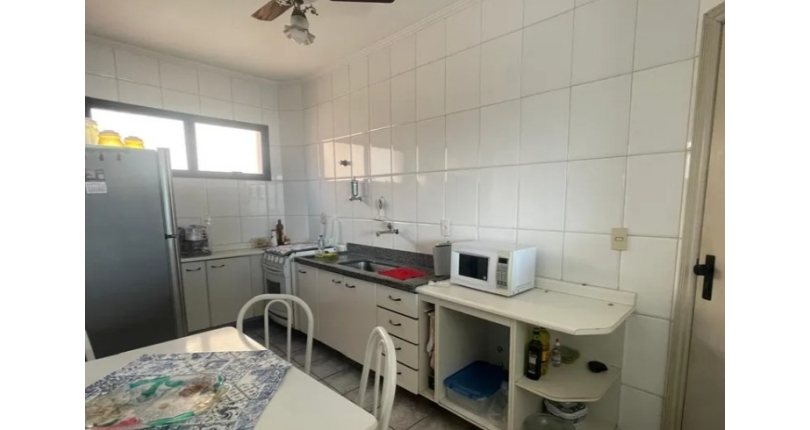 Belo Apartamento à venda na Praia Grande no Bairro da Guilhermina