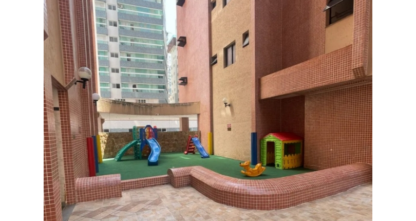 Belo Apartamento à venda na Praia Grande no Bairro da Guilhermina